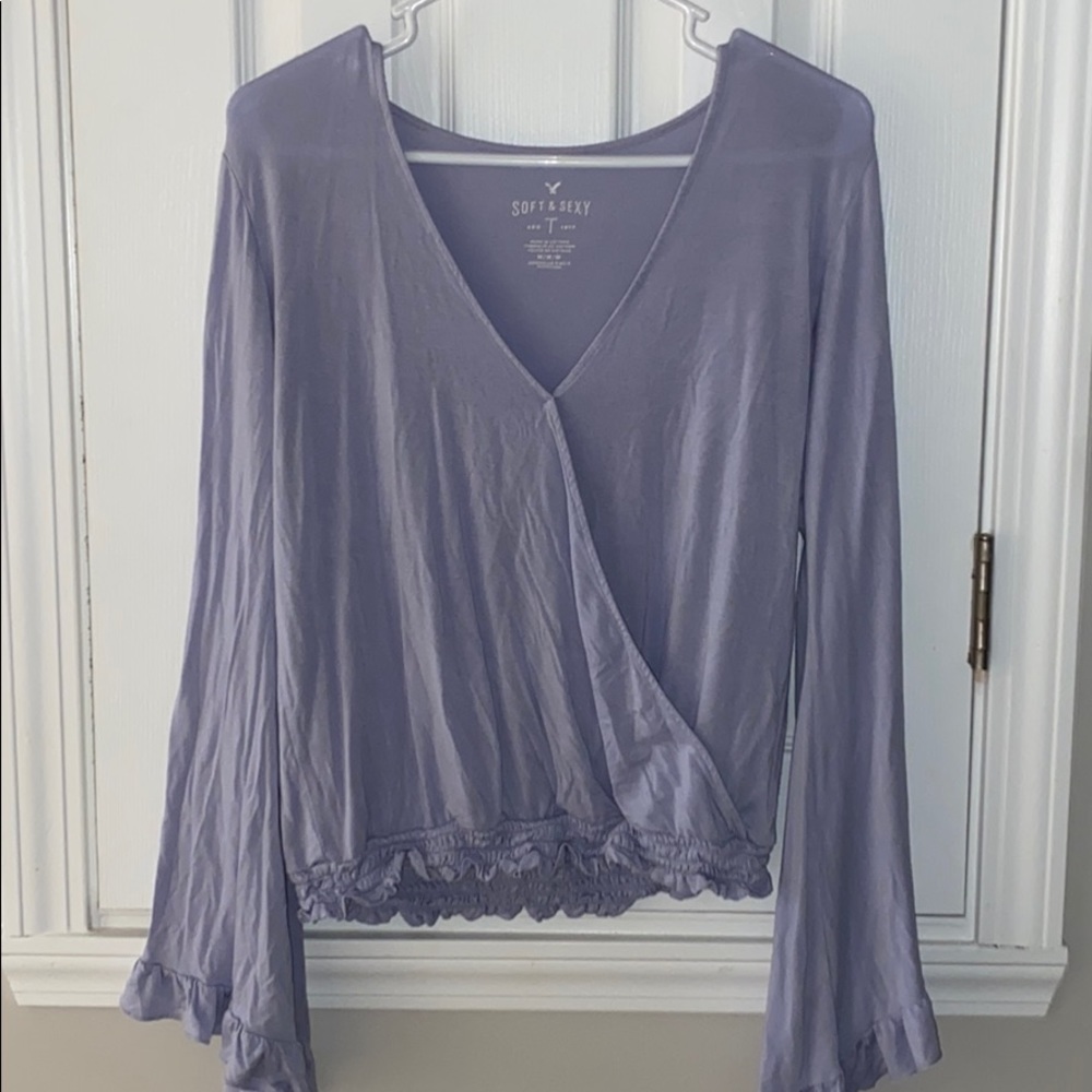 purple american eagle shirt